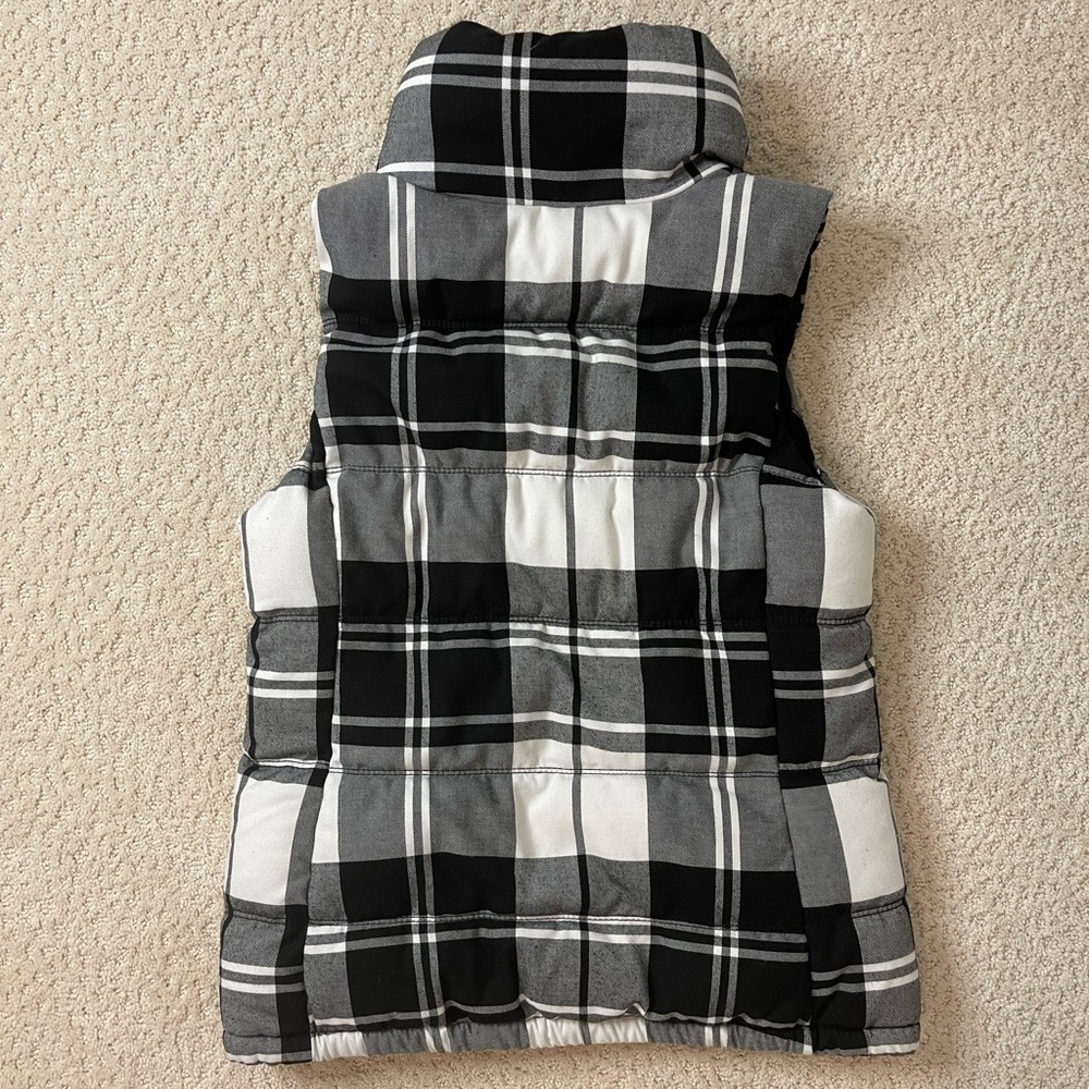 Plaid Puffer Vest - Picture 8 of 15